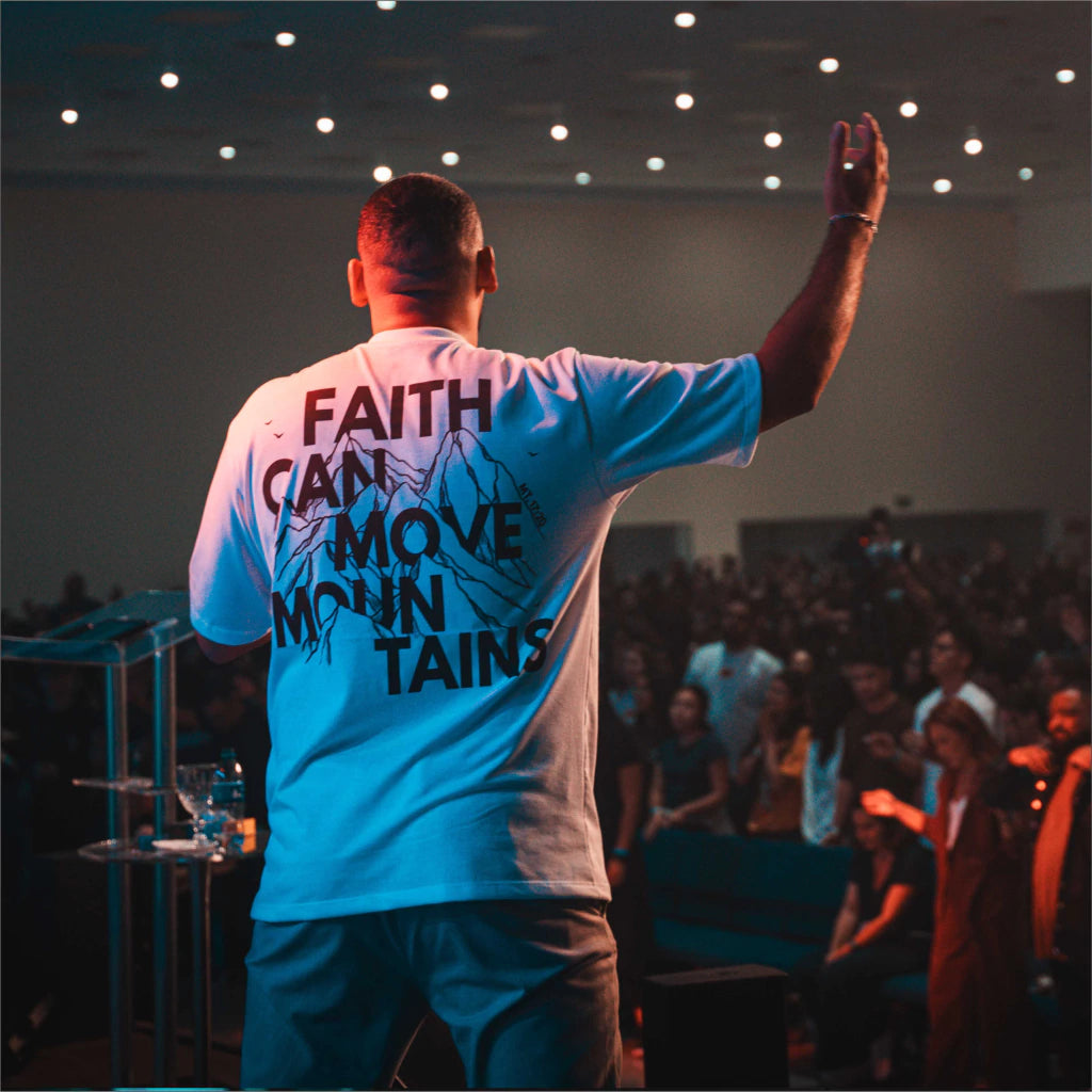 Camiseta Be Brave Conf - Fé Pode Mover Montanhas (OVER SIZED)